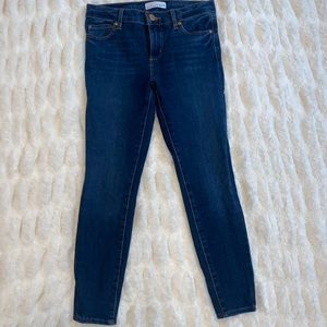 Like new Ann Taylor LOFT skinny mid rize jeans, size 27/4 petite.